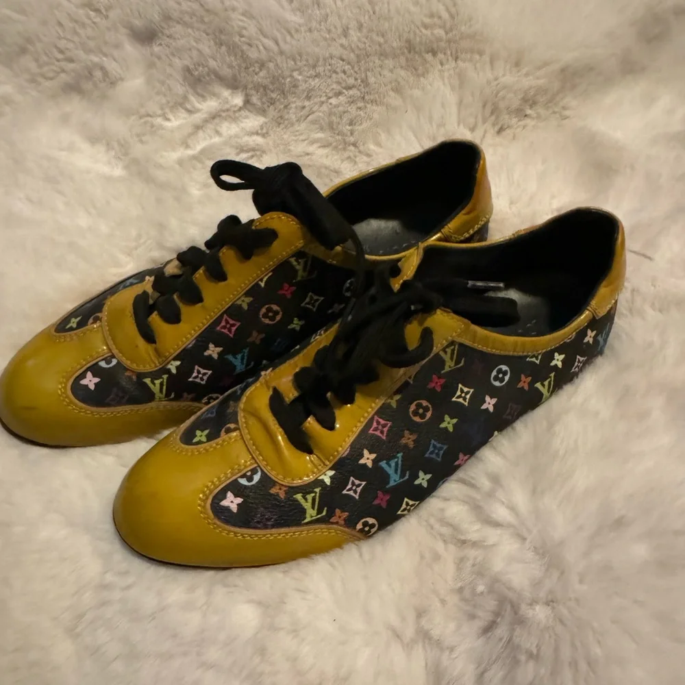 Louis Vuitton Multicolore Monogram Pattern Sneakers
Women's - Picture 3 of 10
